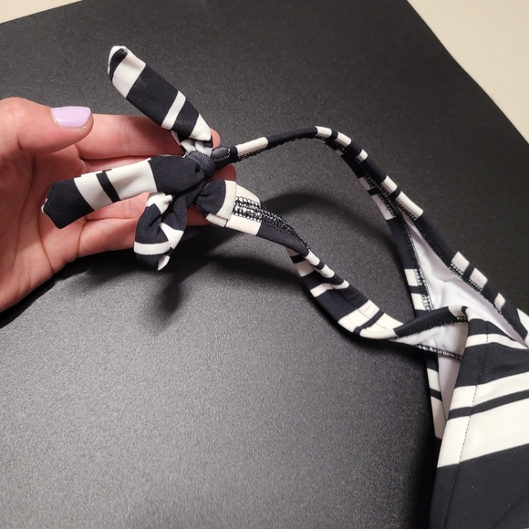 Slimming Halter One-Piece - Picture 6 of 7